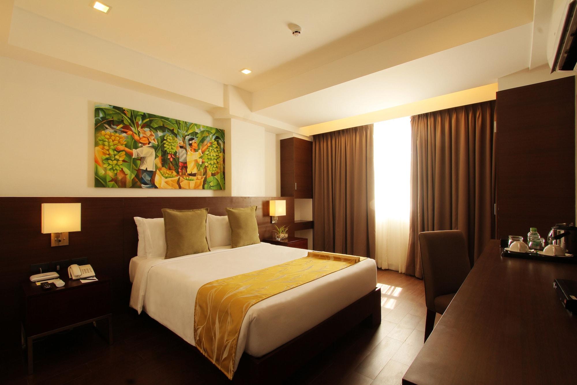 The Harvest Hotel Managed By Hii Cabanatuan City Exterior foto