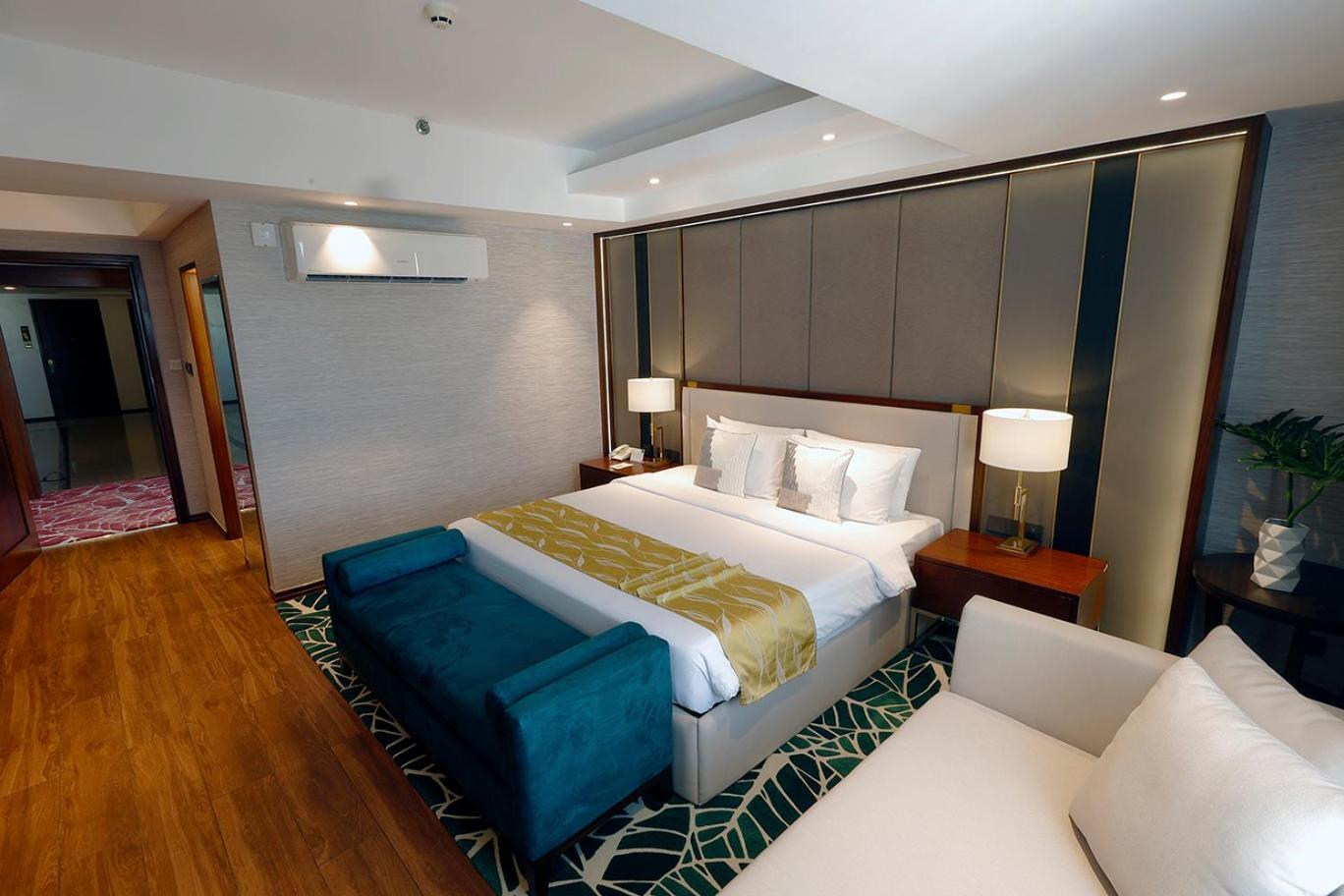 The Harvest Hotel Managed By Hii Cabanatuan City Exterior foto